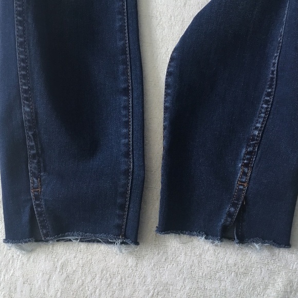 Pilcro And The Letterpress Mid-Rise Skinny Jeans Woman’s Size 30 Blue Slit Hem - Picture 14 of 16